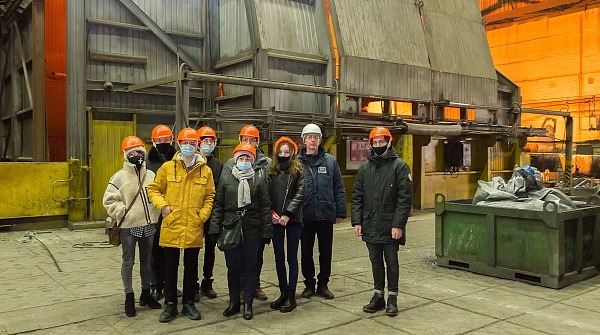 Чебоксарские машиностроители организовали экскурсию для будущих литейщиков