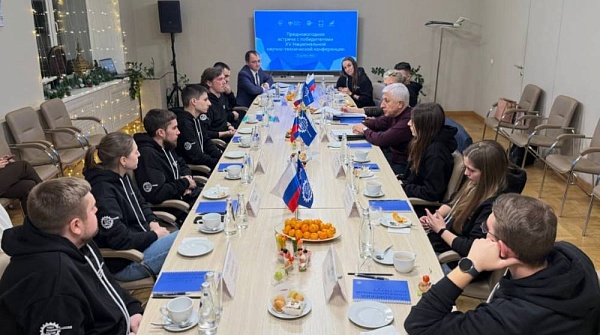 Предновогодний разговор о завтра: в МАИ обсудили будущее машиностроения с победителями ННТК